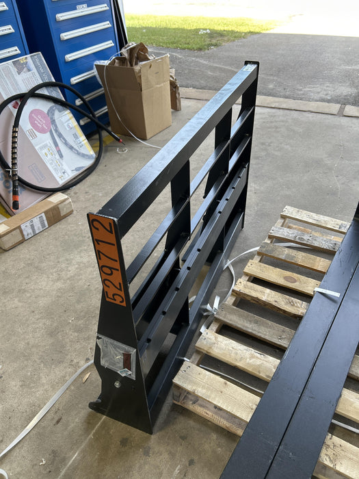 2025 ARROW MATERIAL HANDLING 60" Pallet Forks - Arrow