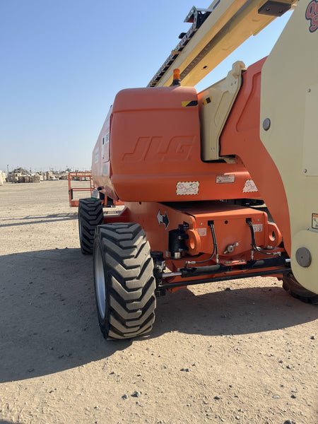 2020 JLG 800AJ