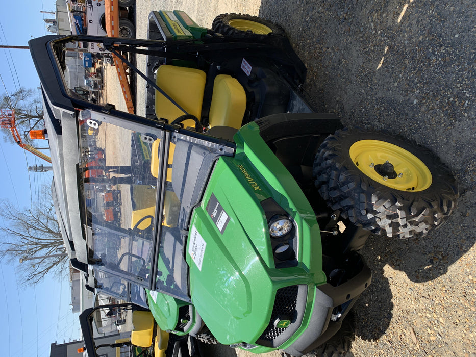 2021 John Deere XUV560E GATOR 4WD Utility Cart - 2-Seat, GAS, Canopy - ROPS, Windshield