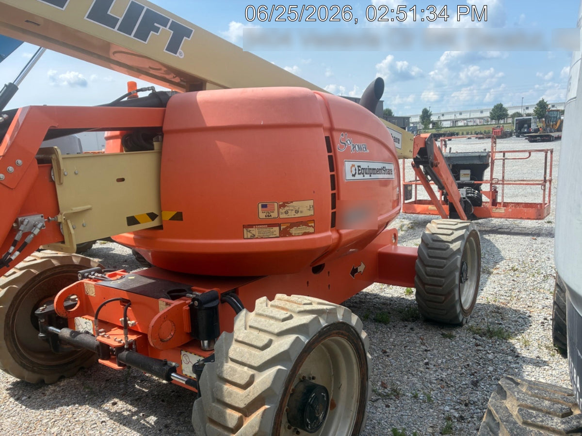 2019 JLG 600AJ