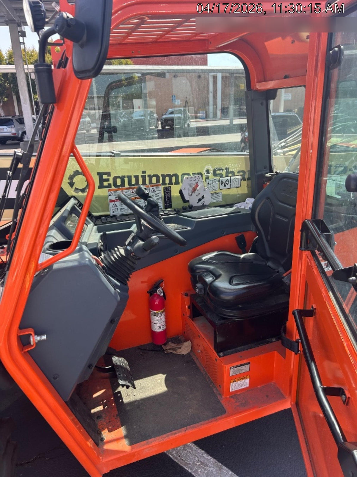 2025 JLG 519