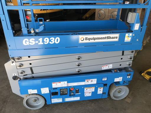 2019 Genie GS-1930 Fixed rails with chain Entry