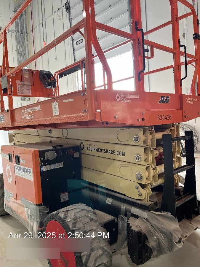 2023 JLG ERT4069