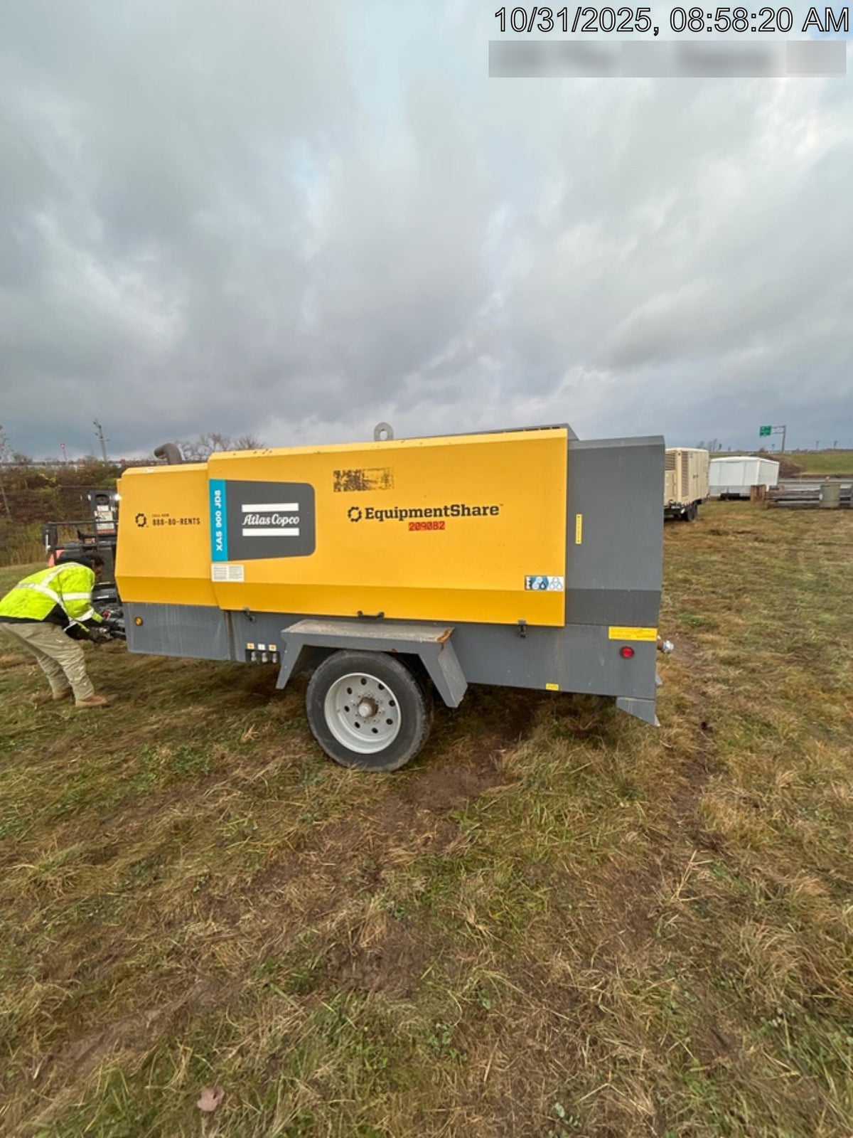 2022 ATLAS COPCO XAS 900