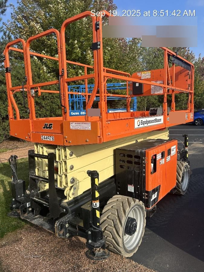 2022 JLG RT4069