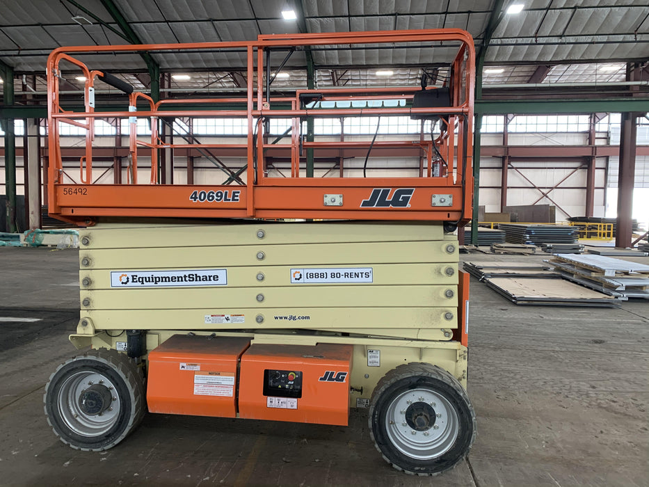 2020 JLG 4069LE