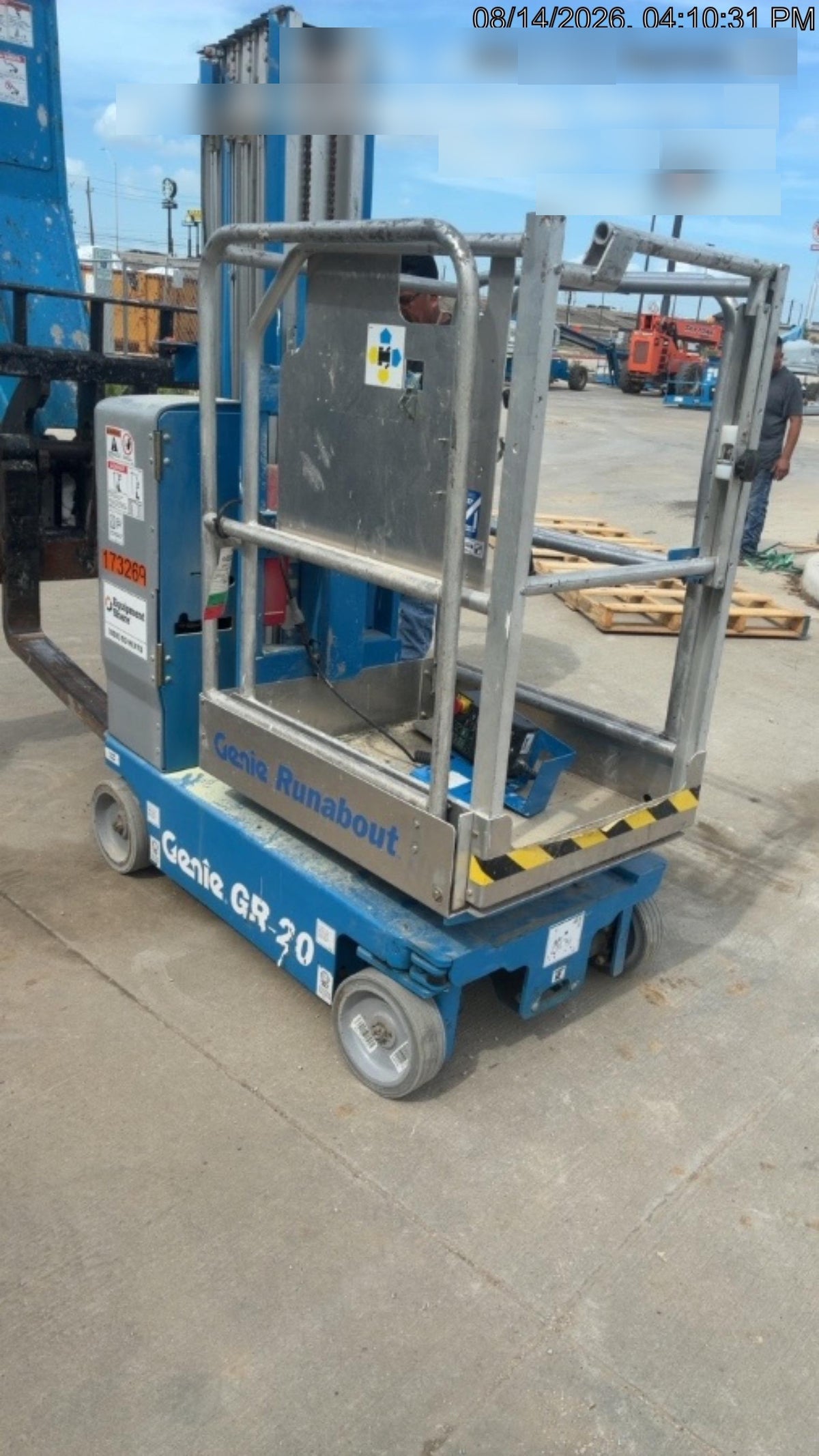 2021 GENIE GR-20