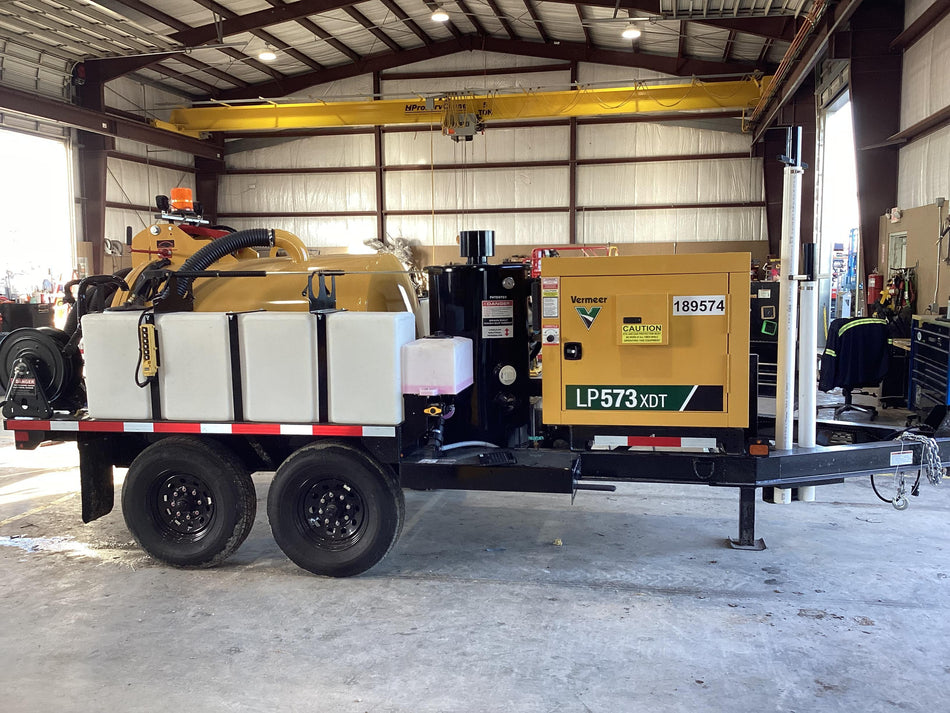 2021 VAC-TRON LP573XDT