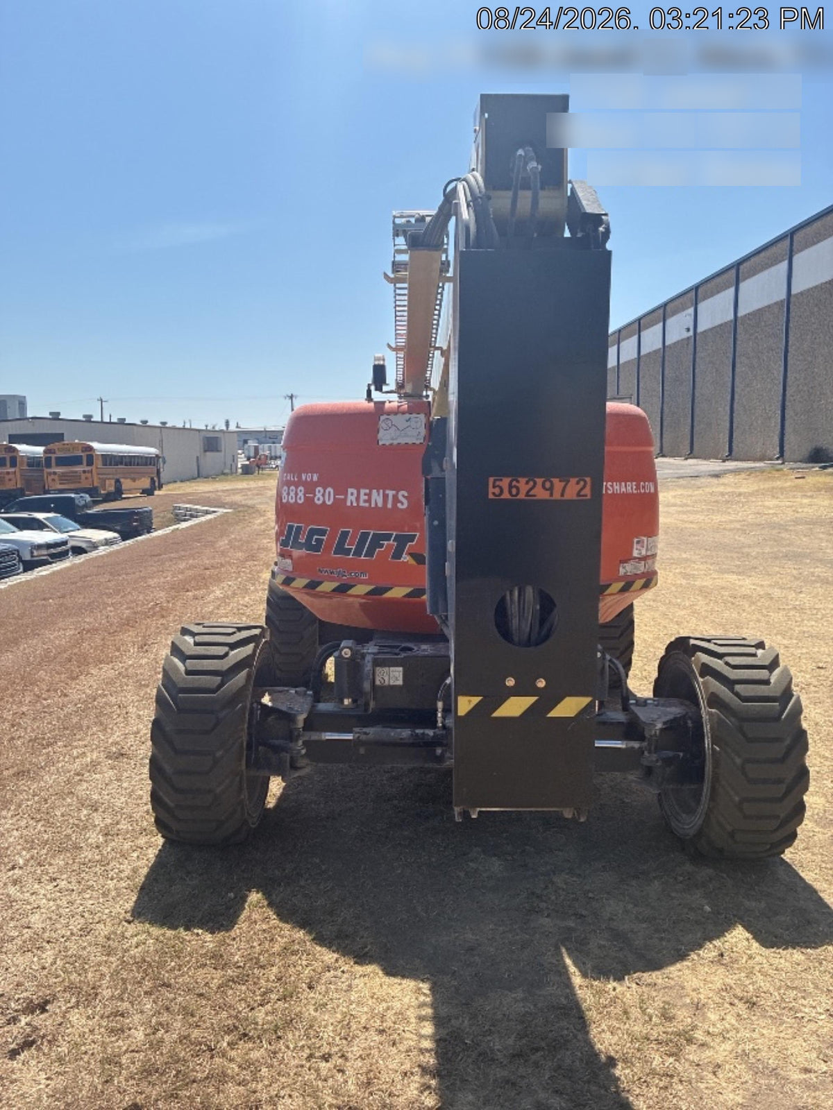 2025 JLG 600AJ