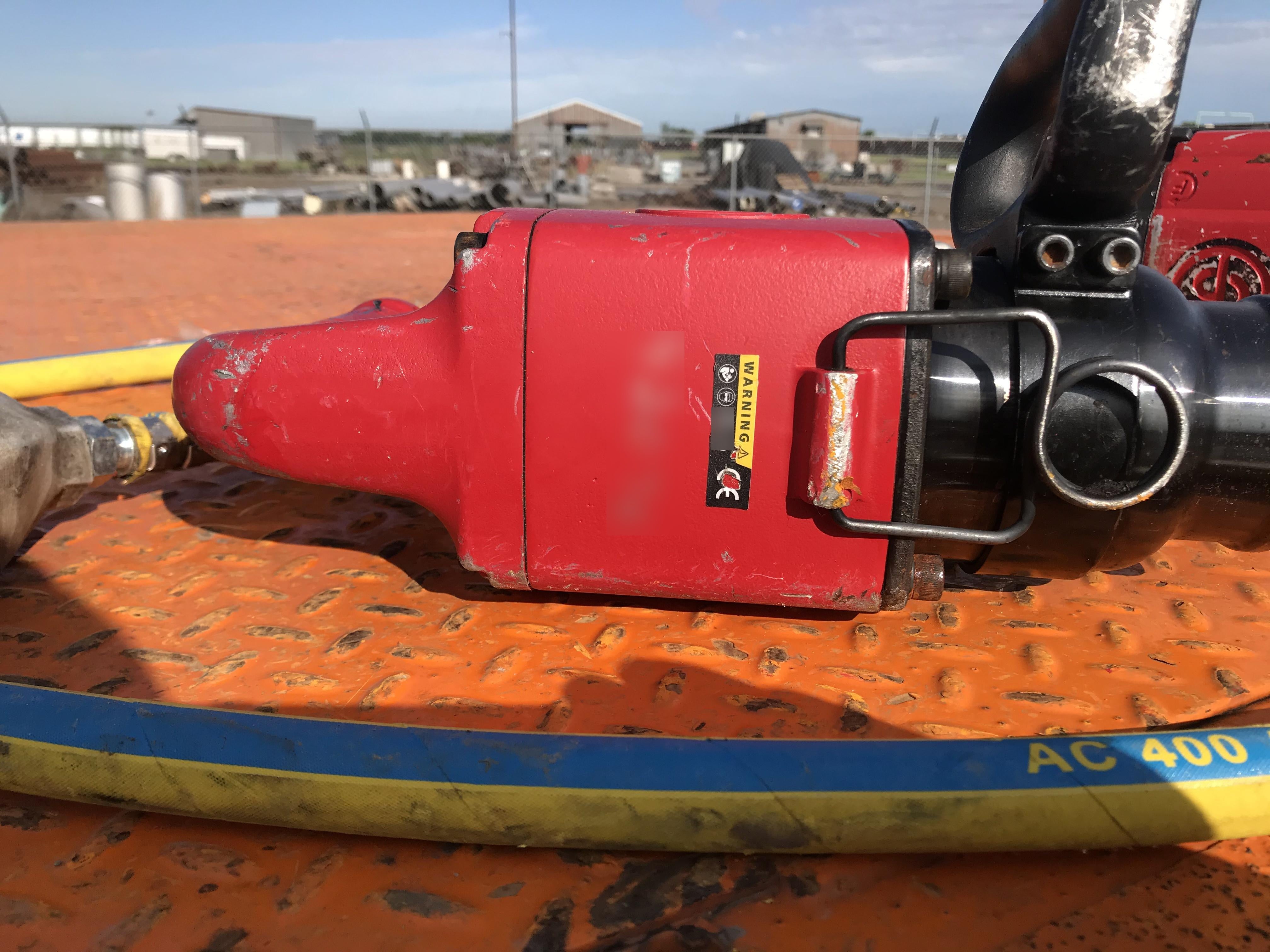 2019 UNIVERSAL TOOL UT8641C