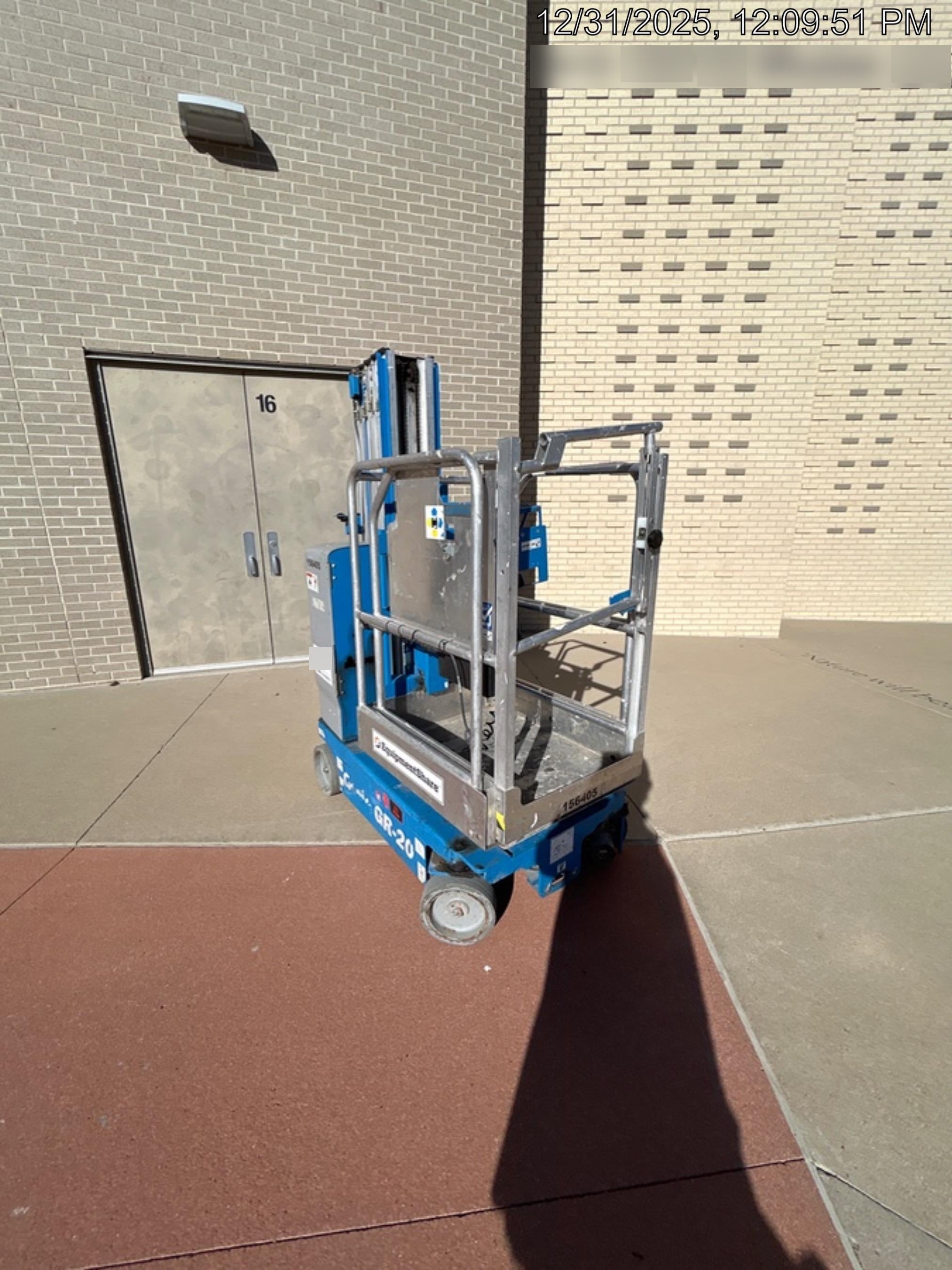 2021 GENIE GR-20