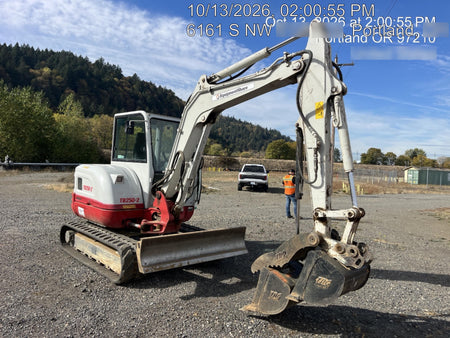 2023 TAKEUCHI TB250-2CR