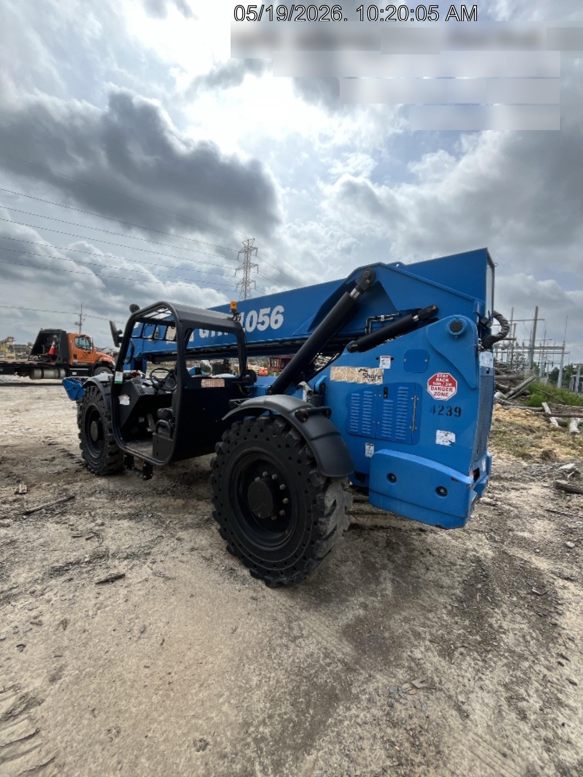2017 Genie GTH-1056 Genie GTH1056
