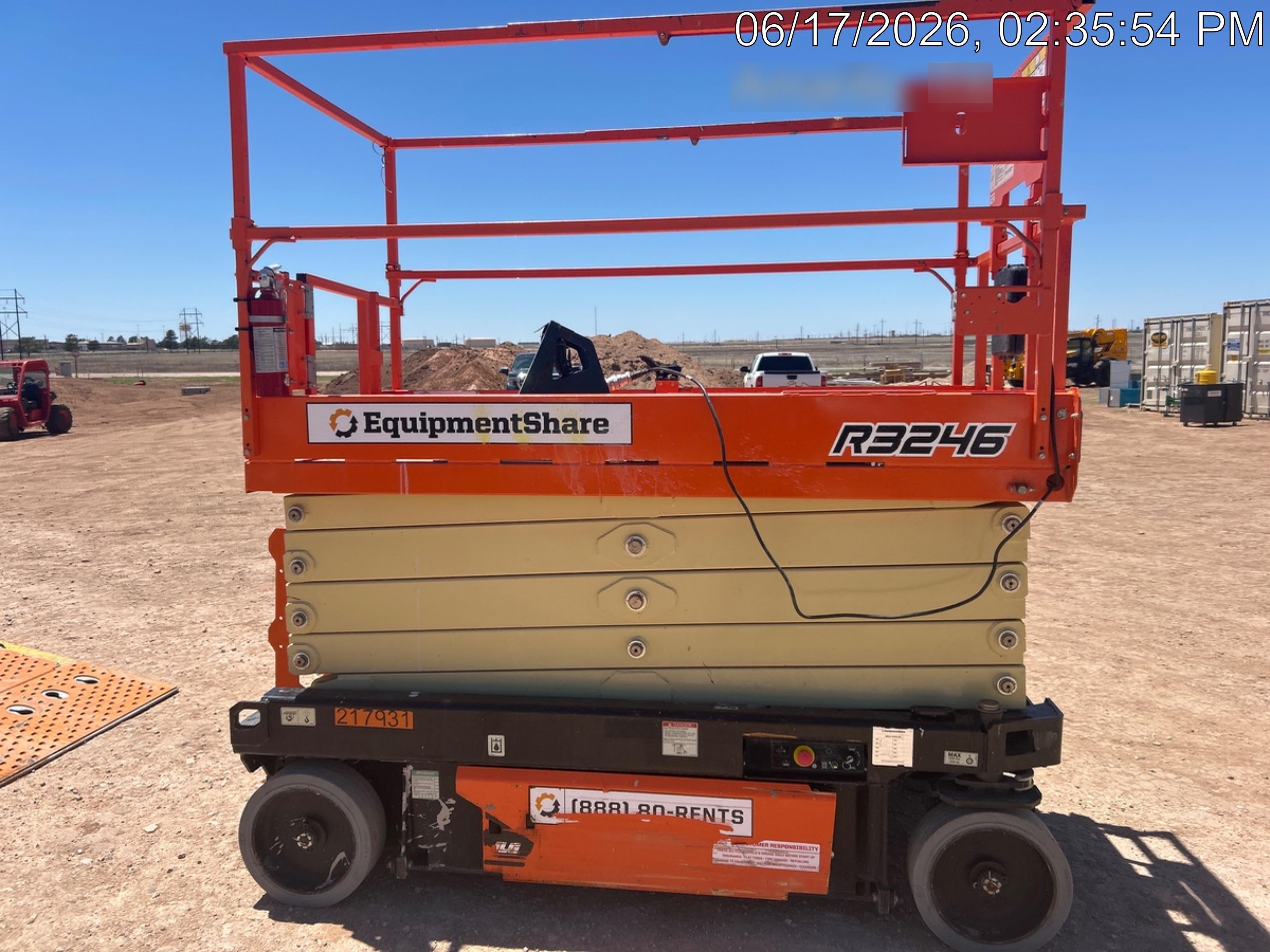 2022 JLG R3246