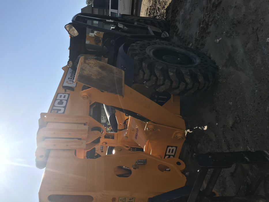 2019 JCB 512-56