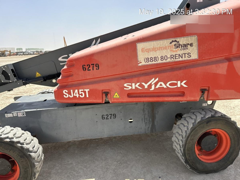 2017 SKYJACK SJ45T+
