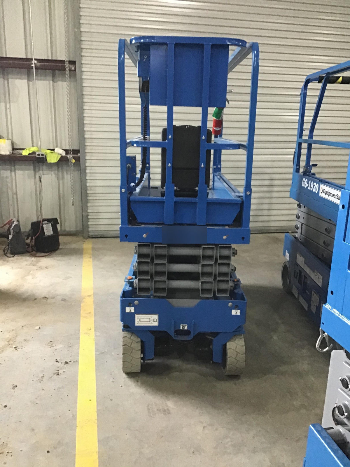 2019 Genie GS-1930 Fixed Rails with Chain Entry