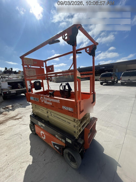 2022 JLG ES1932