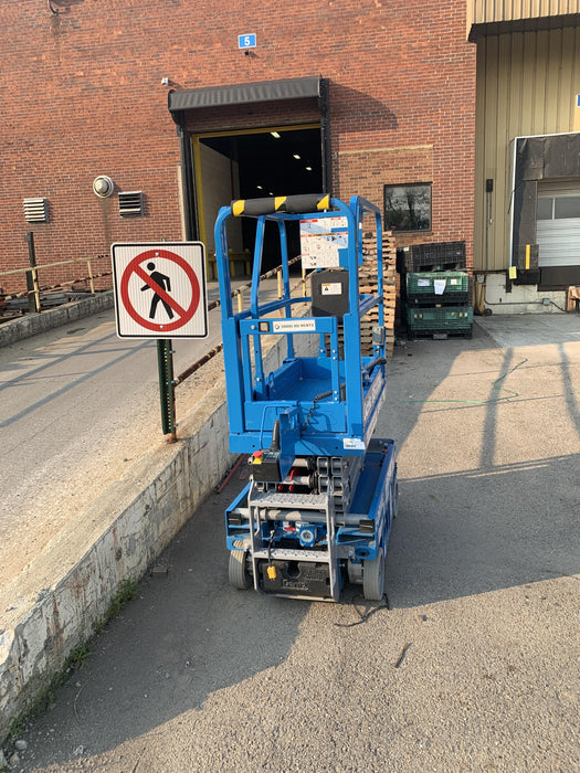 2020 Genie GS-1930 Solid Non Marking Tires, Beacon, Folding rails with half height swing gate