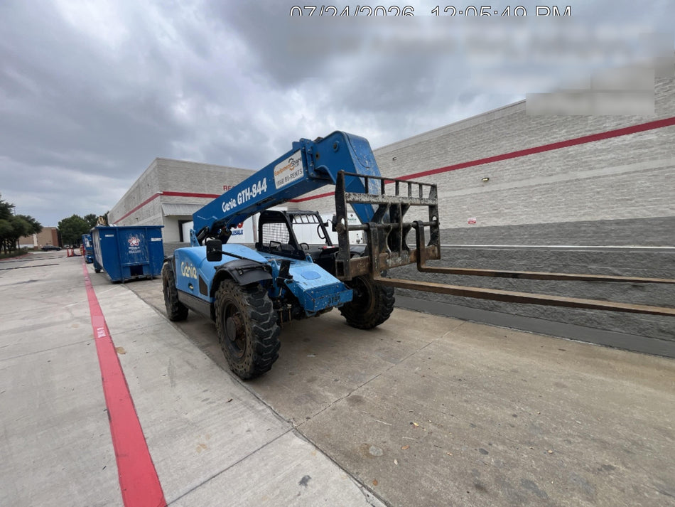 2017 GENIE GTH-844