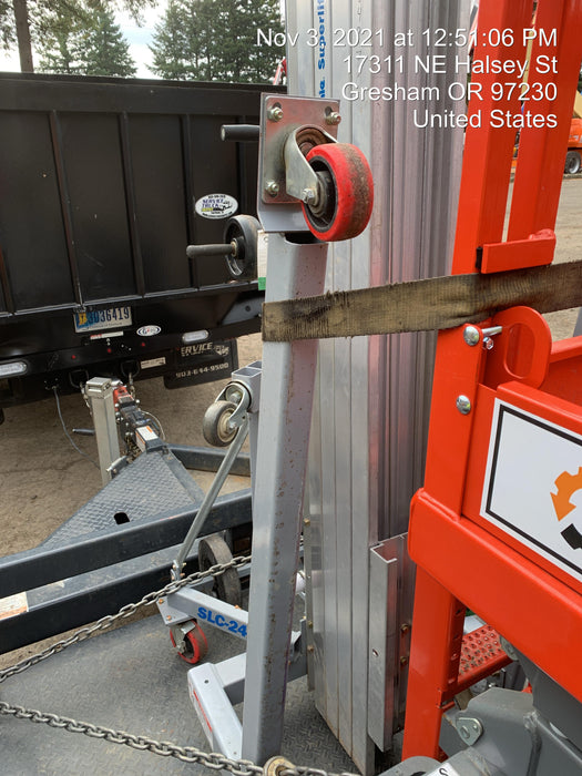 2020 Skyjack SJIII-3219 Solid NM Tires, Half height spring hinged entry gate, Dual Beacons, 800W Inverter