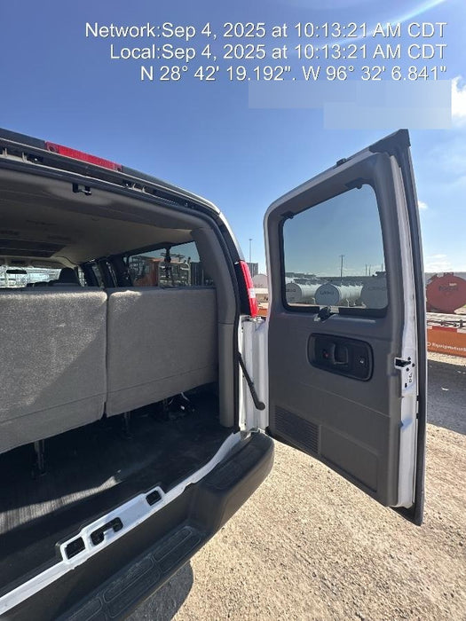 2025 CHEVROLET Express Van - Rental