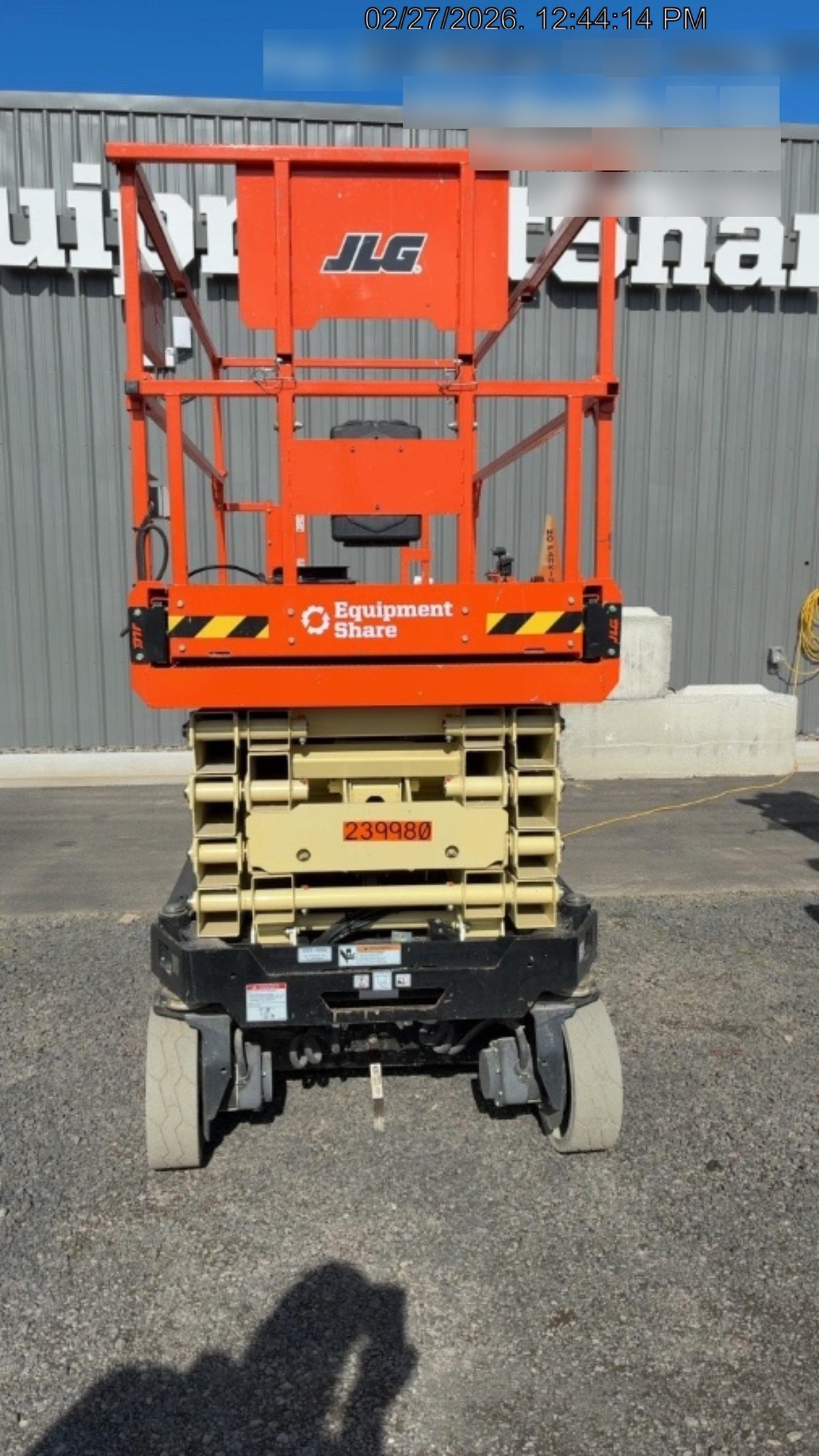 2022 JLG ES3246