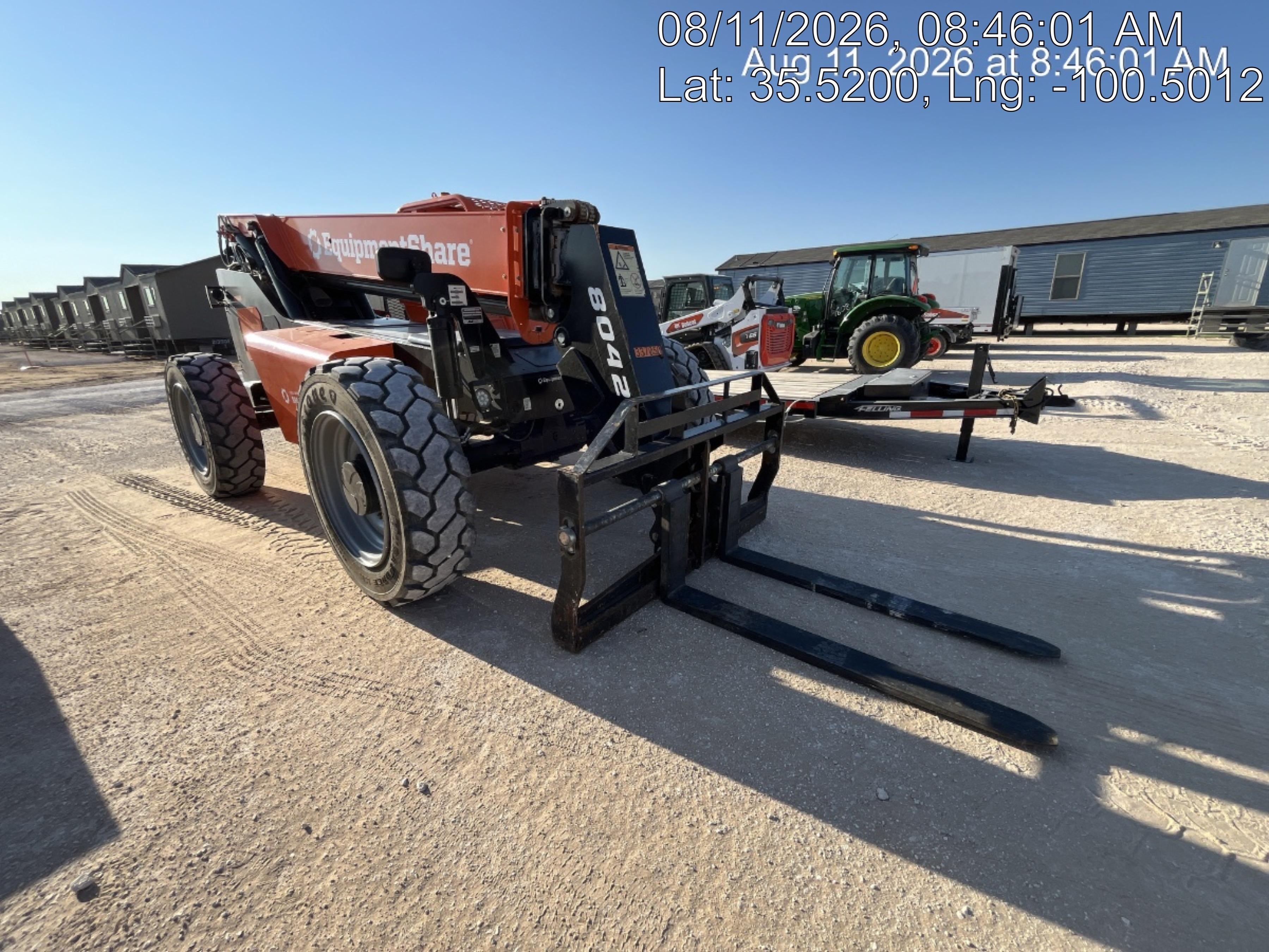 2023 SKYTRAK 8042