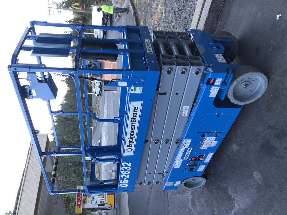 2020 Genie GS-2632 Solid NM Tires, Folding Rails with Half-Height Swing Gate, Beacon, 800W Invertor