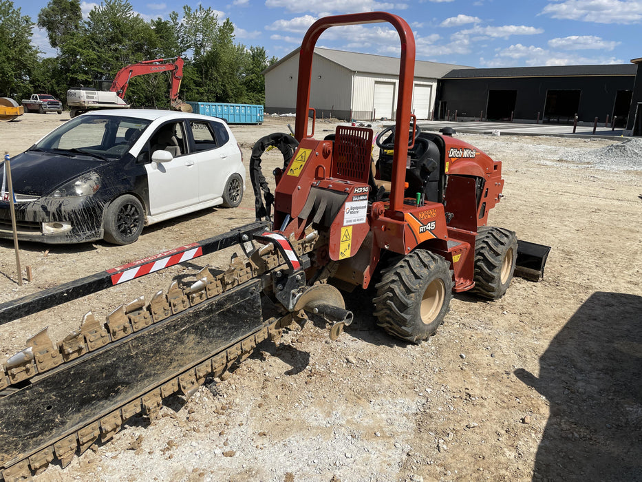 2022 DITCH WITCH RT45A