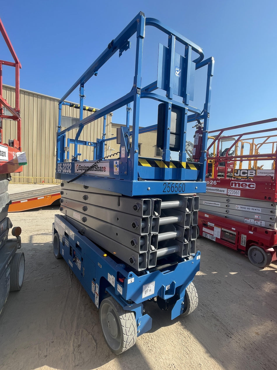 2022 GENIE GS-3232