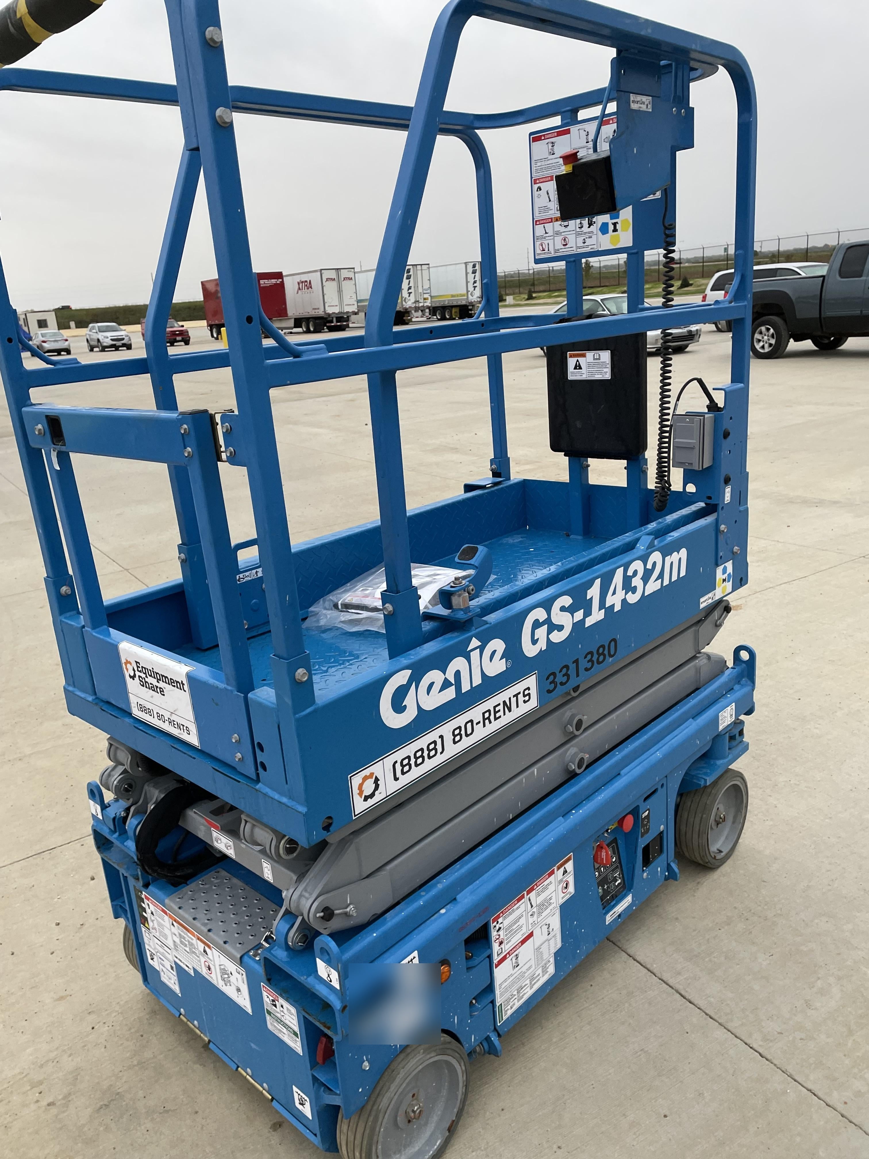 2023 GENIE GS-1432
