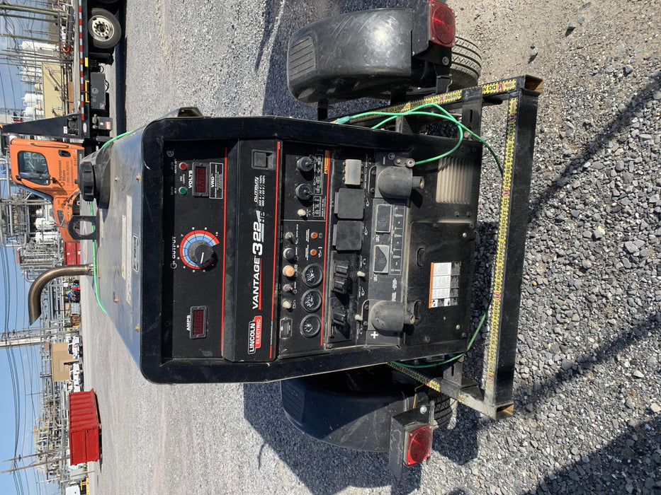 2019 Lincoln Electric Vantage 322 Welder Ready-Pak 3, Two wheel trailer, Fender and Light kit, Cable Rack
