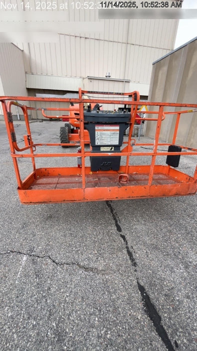 2019 JLG 600AJ
