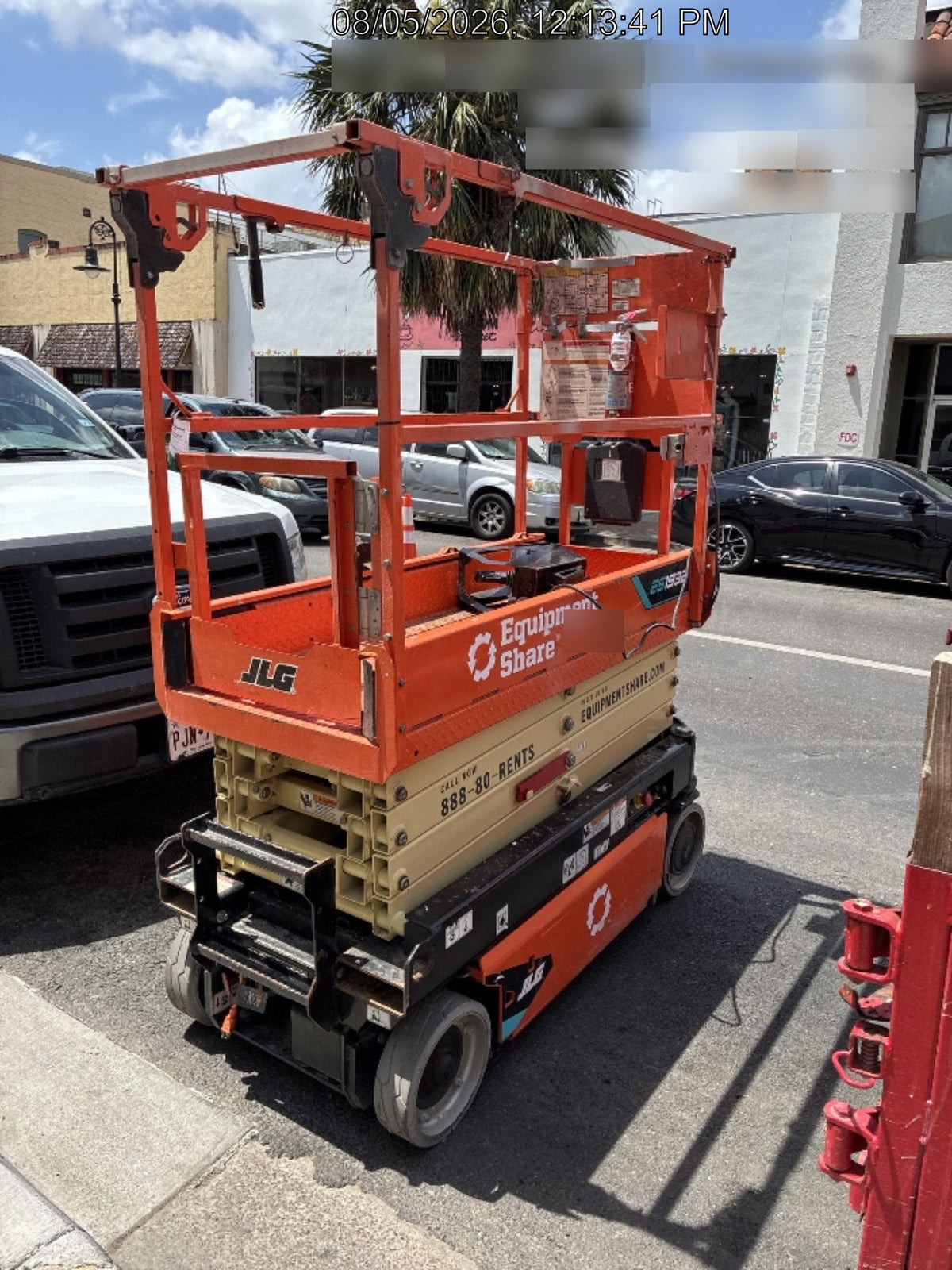 2025 JLG ES1932