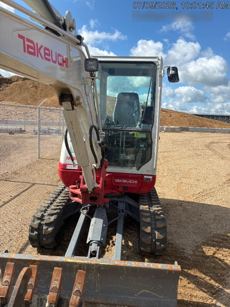 2025 TAKEUCHI TB235-2CR