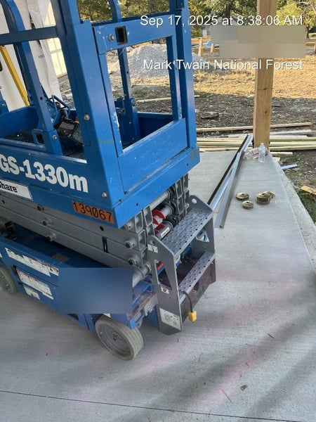 2021 GENIE GS-1330m