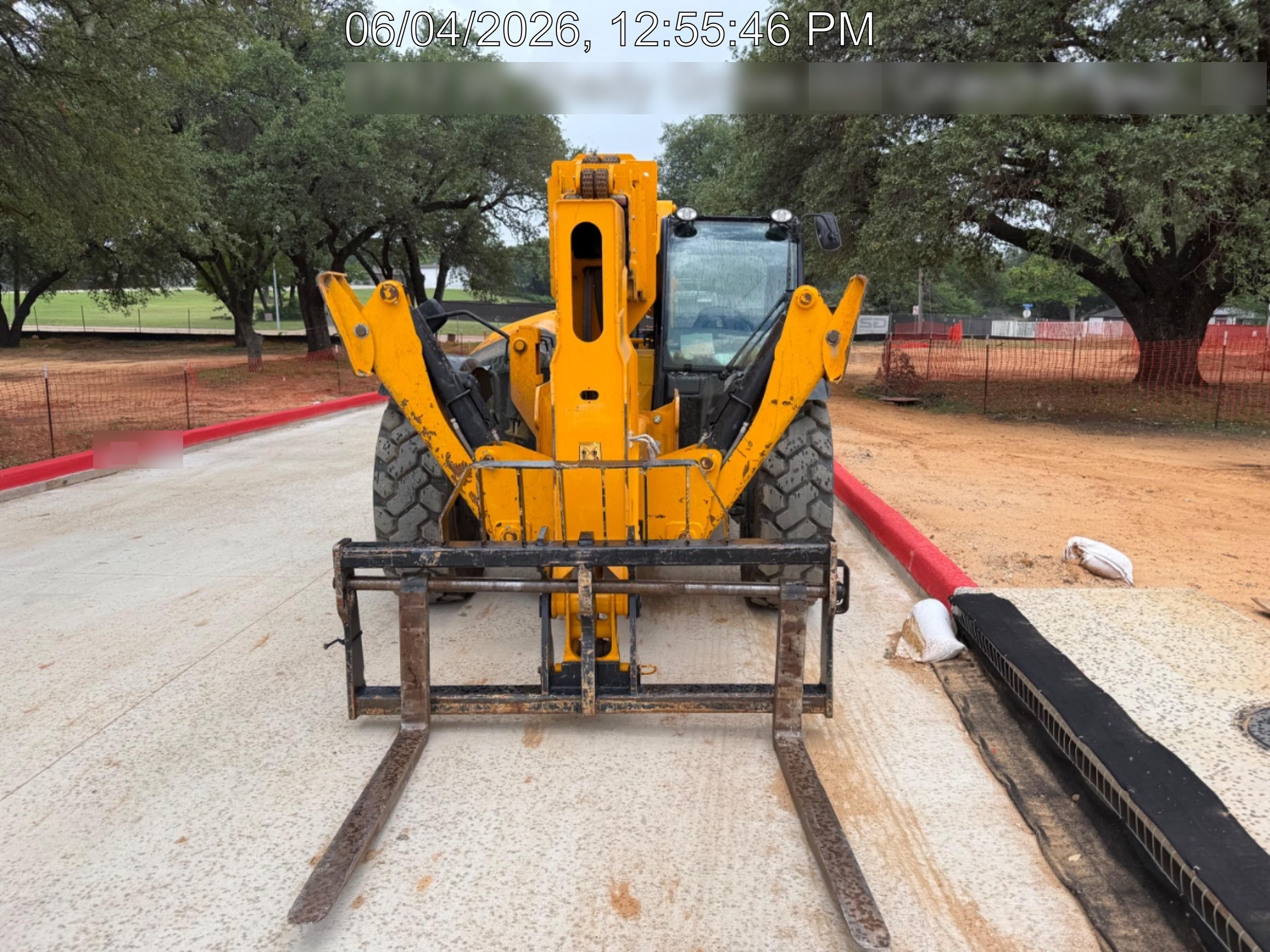 2022 JCB 510-56