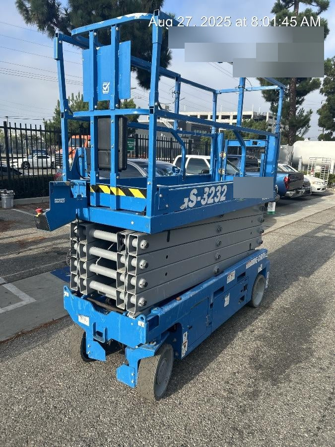 2022 GENIE GS-3232