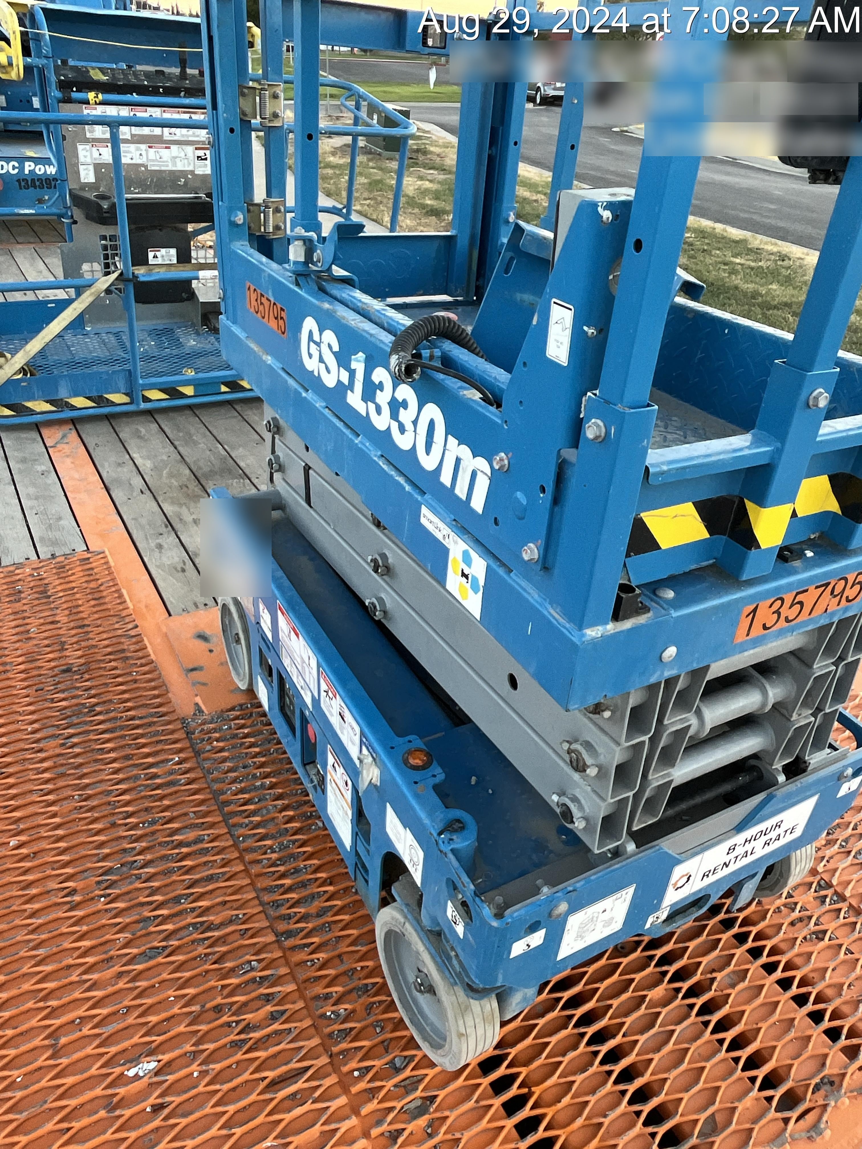 2021 GENIE GS-1330m