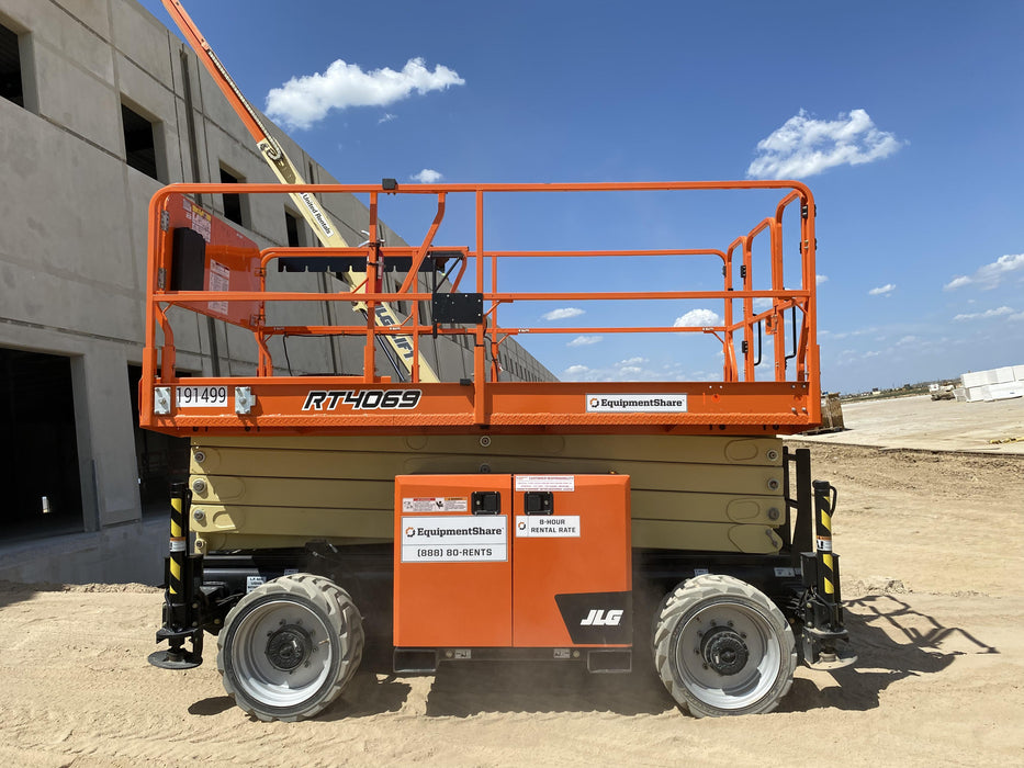 2021 JLG RT4069