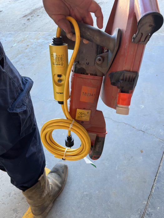 2021 HILTI DCH 300-X