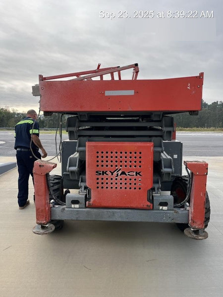 2016 SKYJACK SJ8841 RT