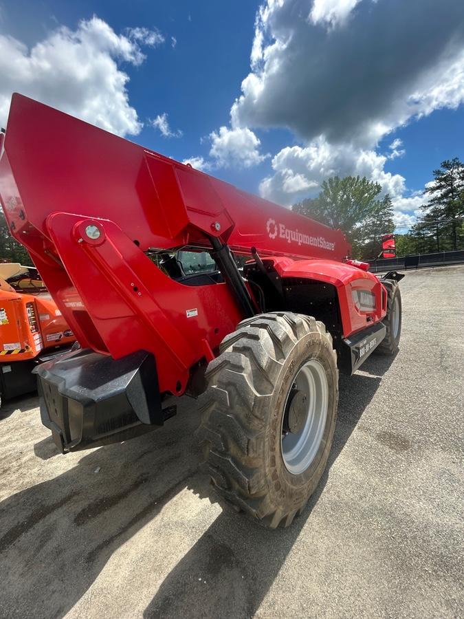 2025 MANITOU MTA1055