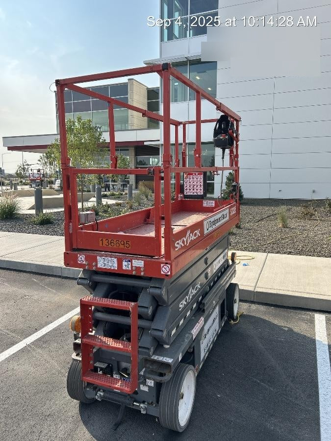 2021 SKYJACK SJ3226