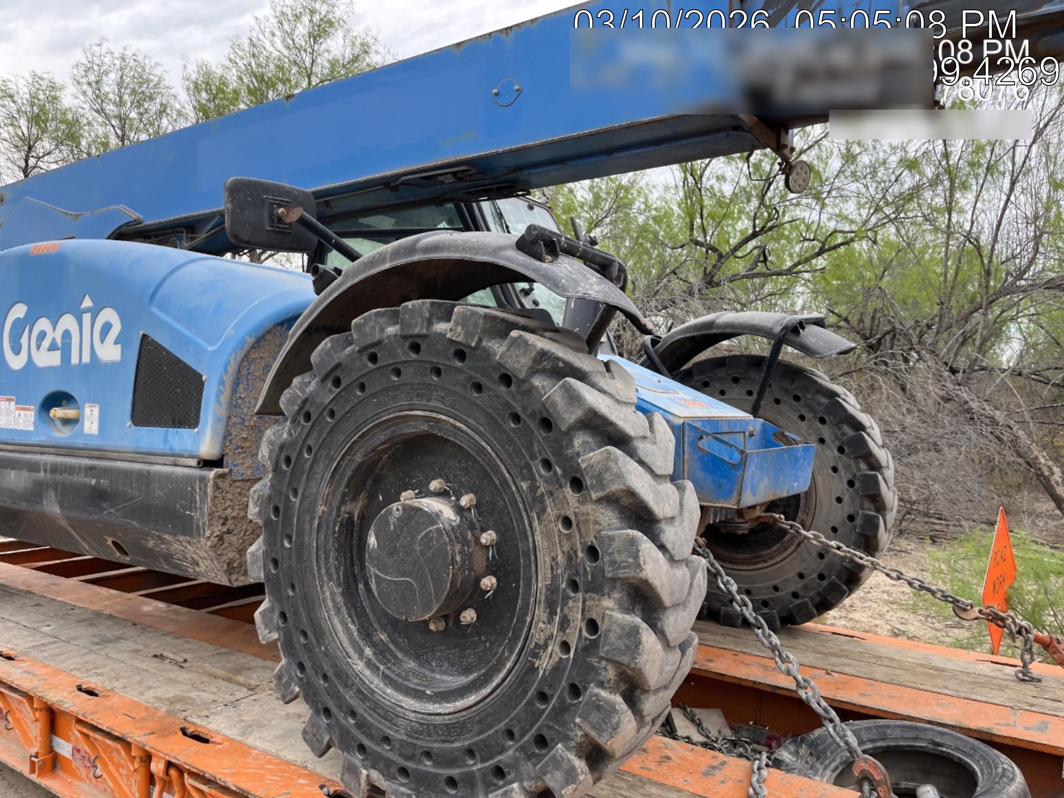 2019 Genie GTH-844 Genie GTH-844 w/Enclosed Cab w/HVAC, Work Lights, Solid Tires, Beacon, 60" Carriage and Forks