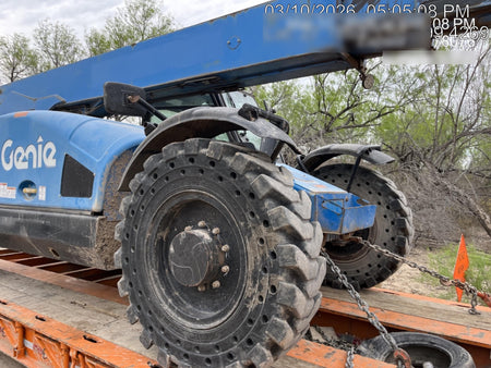 2019 Genie GTH-844 Genie GTH-844 w/Enclosed Cab w/HVAC, Work Lights, Solid Tires, Beacon, 60" Carriage and Forks