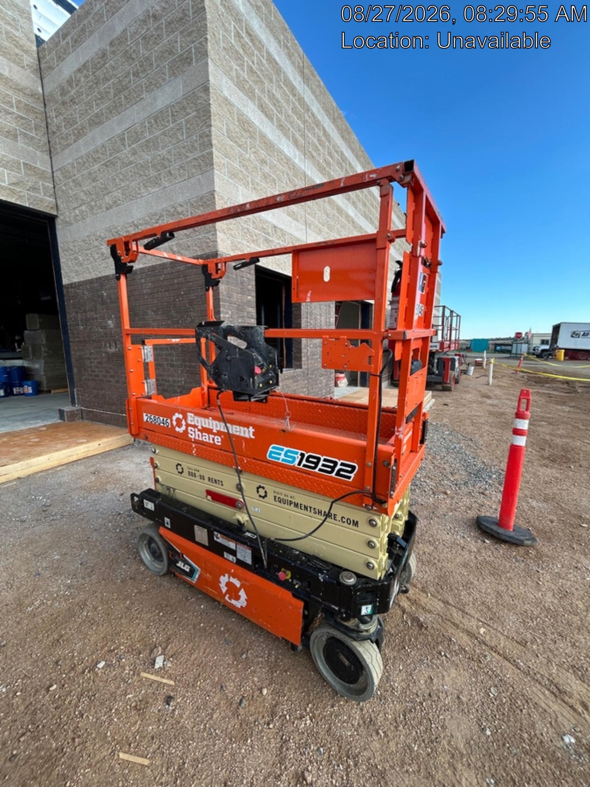 2022 JLG ES1932