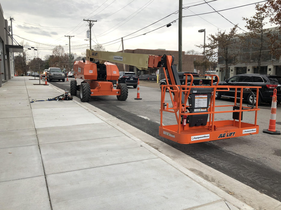 2019 JLG 860SJ