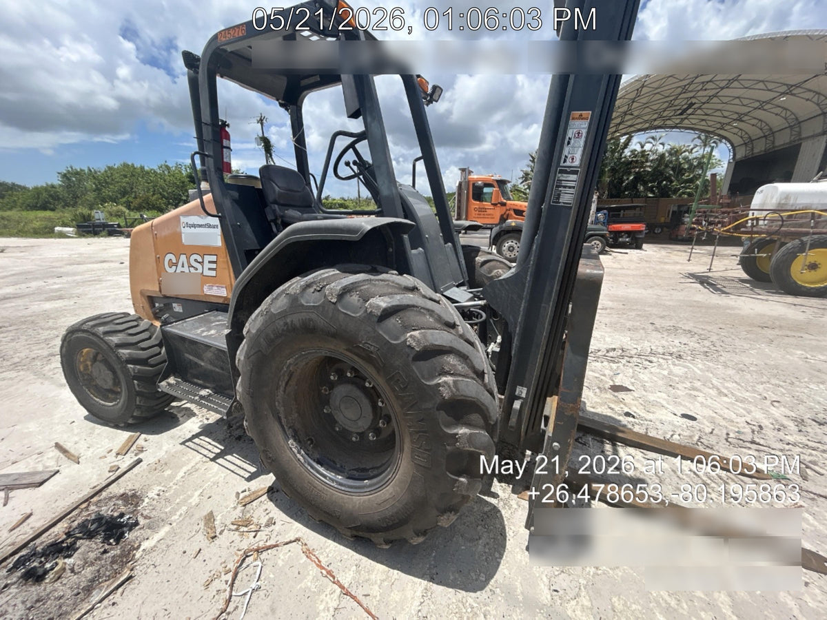2022 CASE 586H